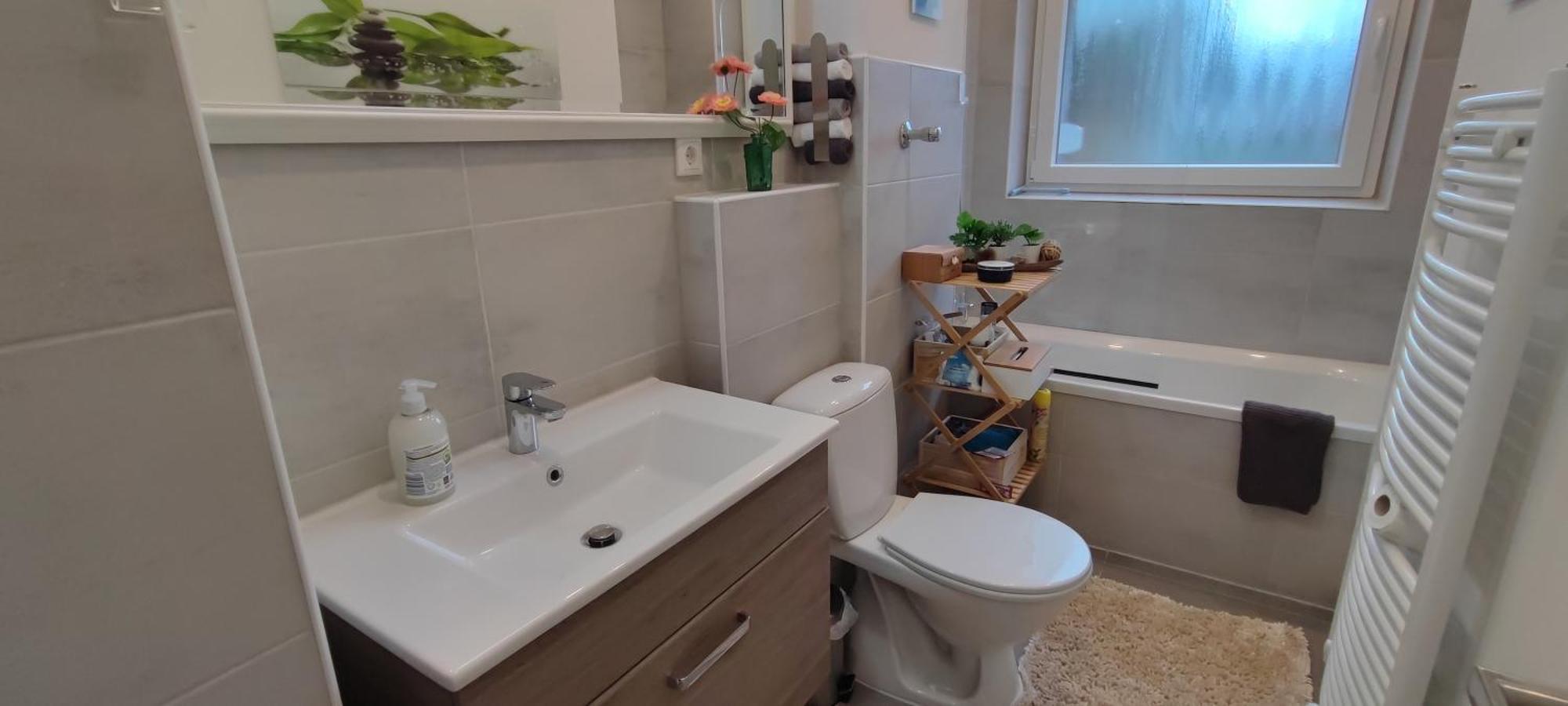 Juwel Im Zentrum Terrasse+garten 75m²
