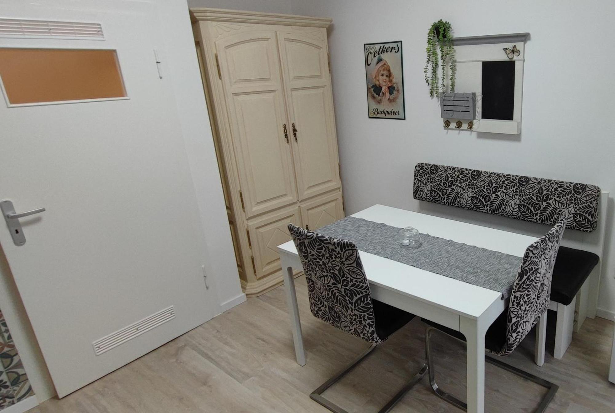 Apartment Juwel Im Zentrum Terrasse+garten 75m²